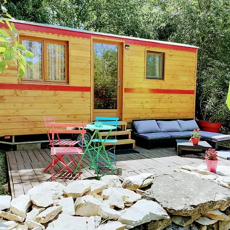 לינה וארוחת בוקר En Garrigues